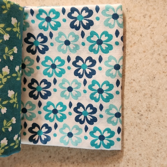 Pioneer Woman Cloth Napkins - Picture 4 of 4